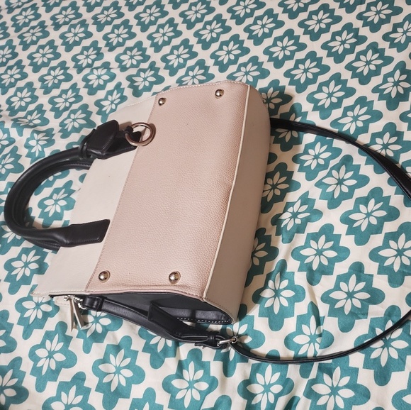 Shoulder bag - Picture 3 of 3